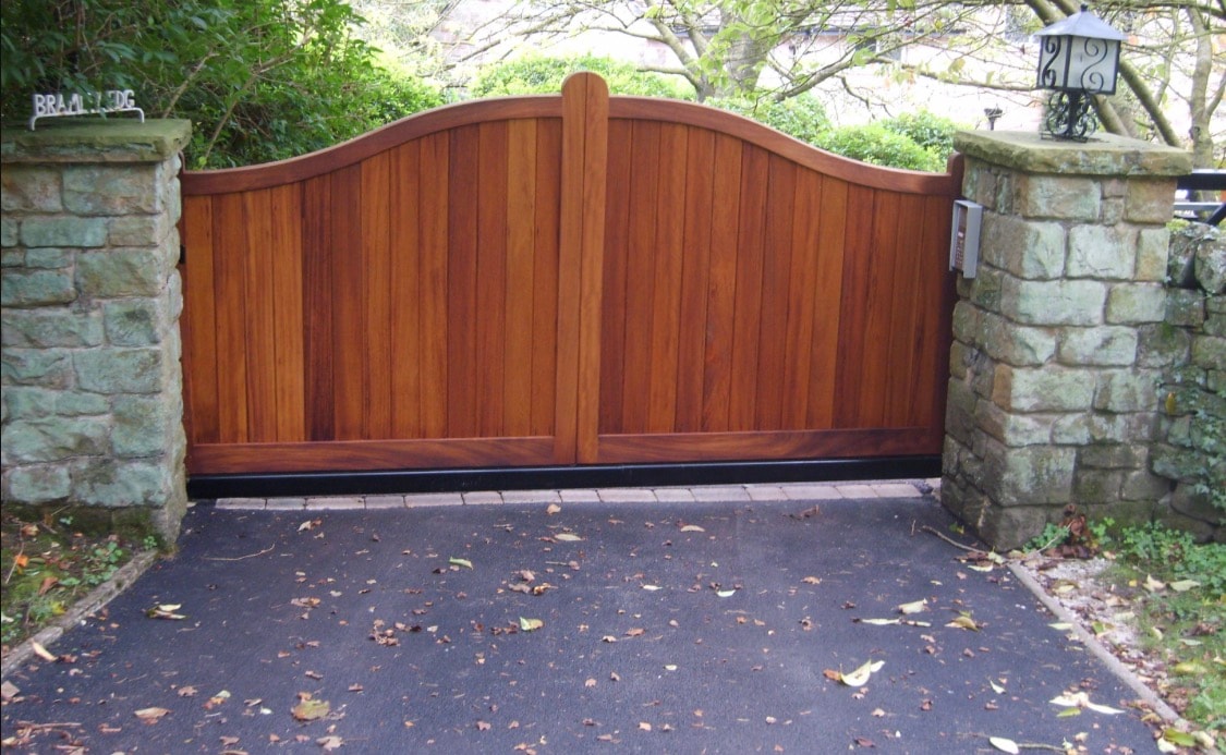 Hardwood driveway Gates